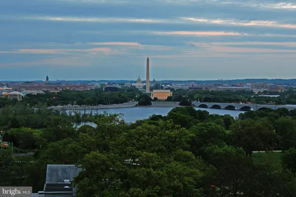 $4,300 | 1200 North Nash Street, Unit 515, Arlington, VA 22209