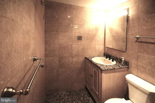 $4,300 | 1200 North Nash Street, Unit 515, Arlington, VA 22209