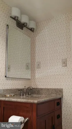 $4,300 | 1200 North Nash Street, Unit 515, Arlington, VA 22209