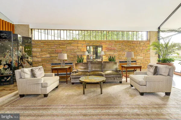 $4,300 | 1200 North Nash Street, Unit 515, Arlington, VA 22209
