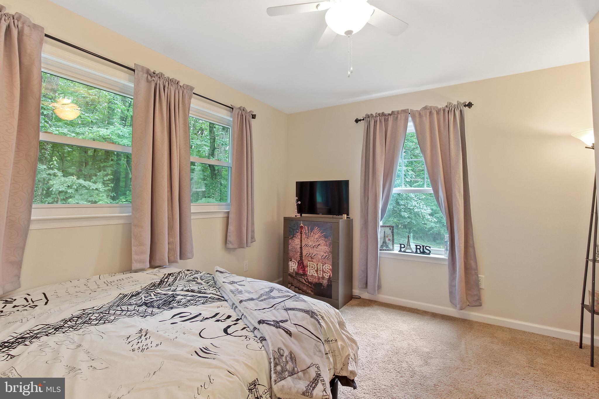 378 Chestnut Hill Road York, PA 17402 - Photo 16 of 28 Gallery Image 16