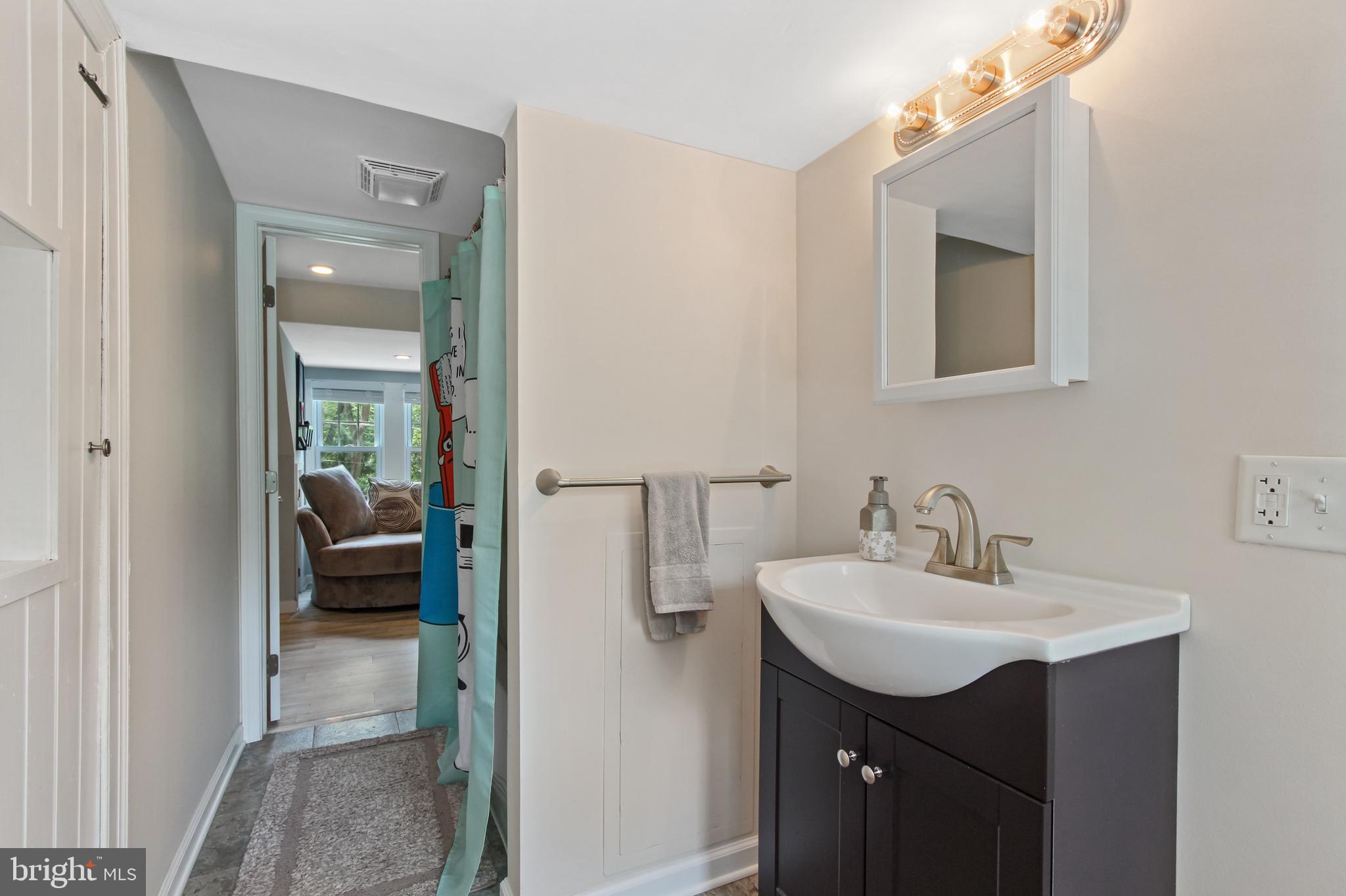378 Chestnut Hill Road York, PA 17402 - Photo 18 of 28 Gallery Image 18