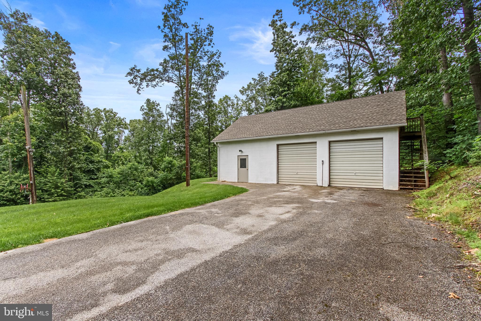 378 Chestnut Hill Road York, PA 17402 - Photo 24 of 28 Gallery Image 24