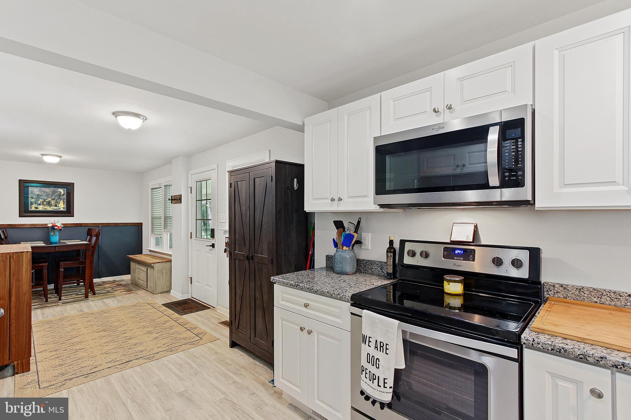 378 Chestnut Hill Road York, PA 17402 - Photo 4 of 28 Gallery Image 4