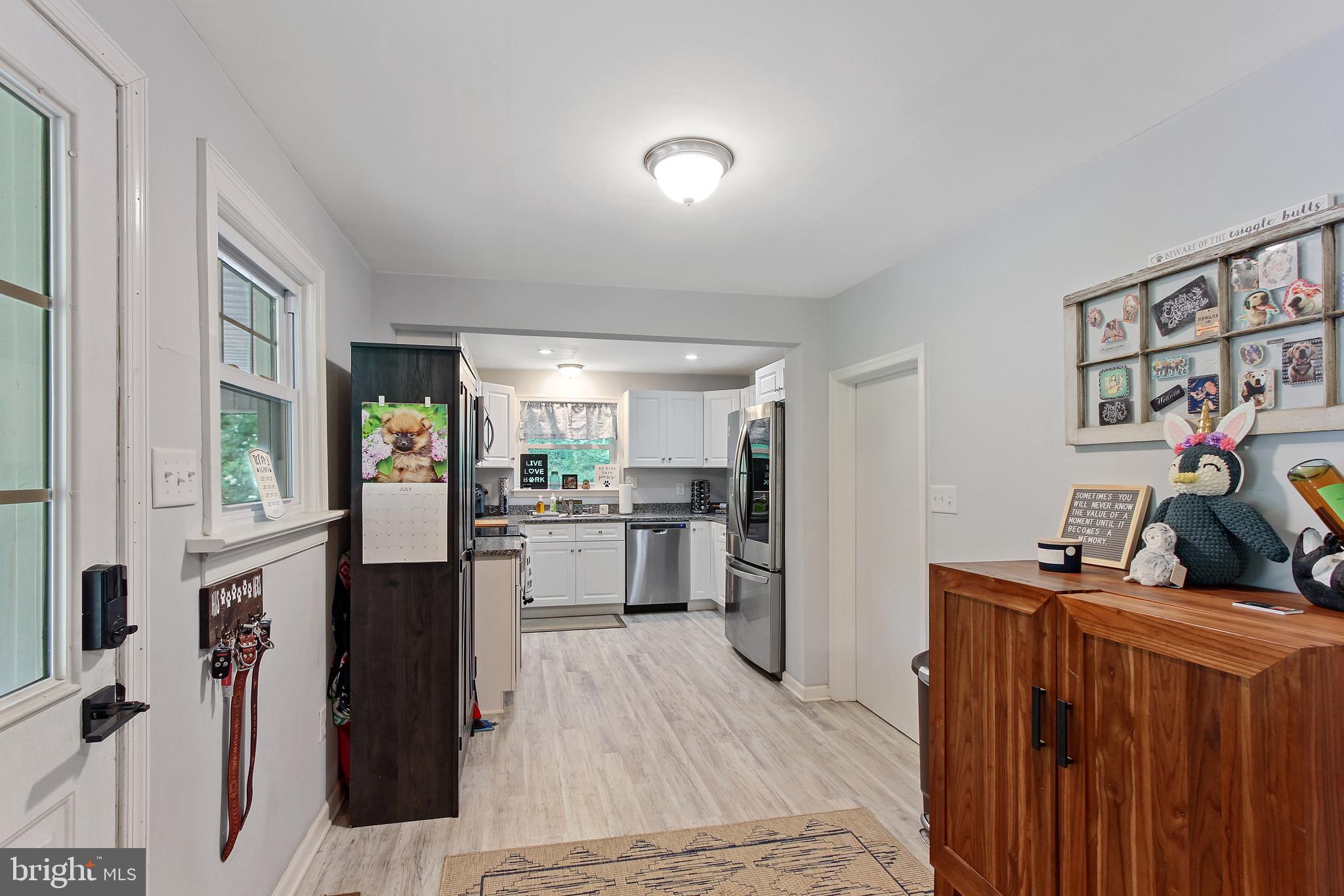 378 Chestnut Hill Road York, PA 17402 - Photo 5 of 28 Gallery Image 5