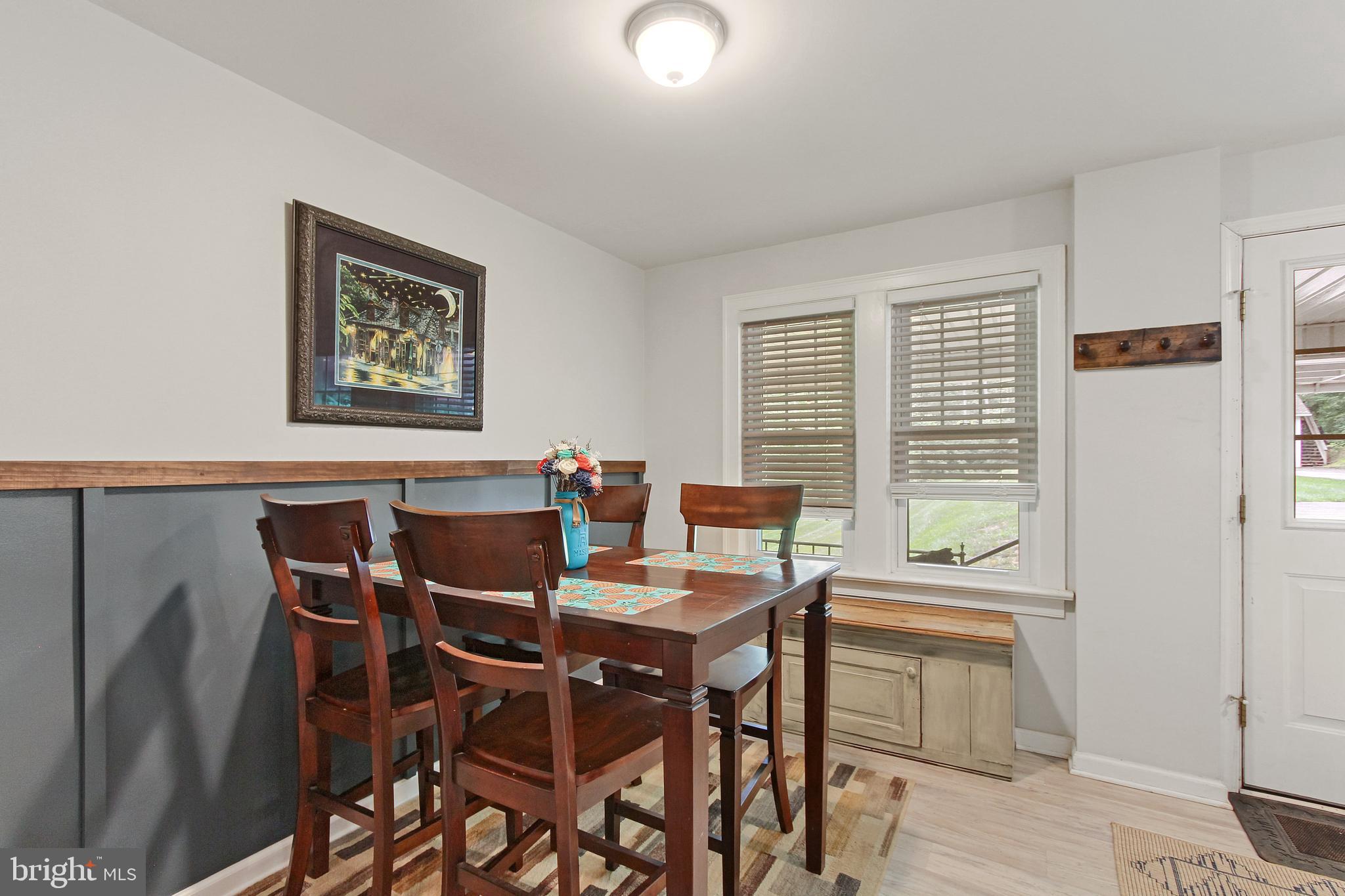 378 Chestnut Hill Road York, PA 17402 - Photo 7 of 28 Gallery Image 7