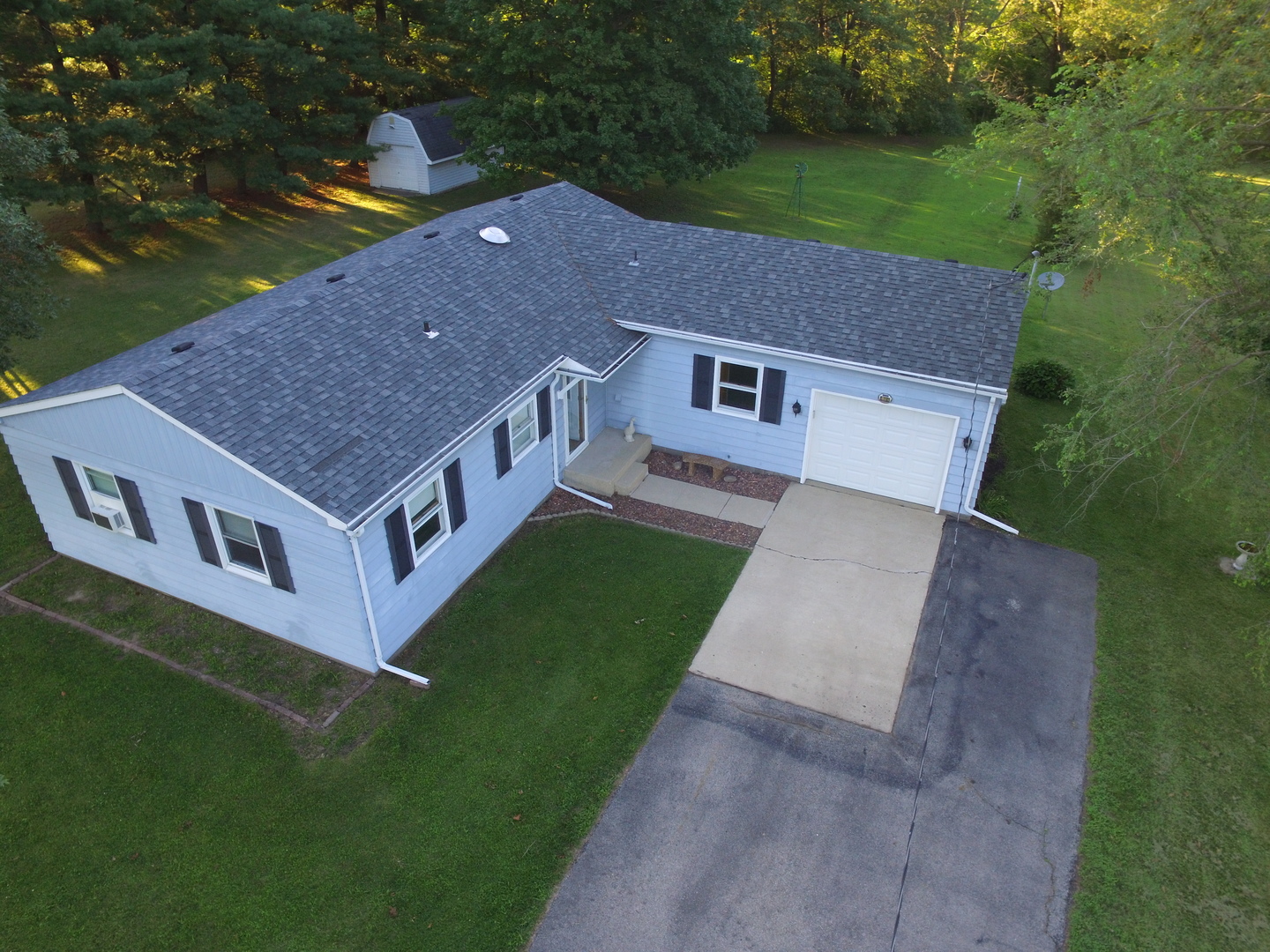 3460 Whitetie Road Morris, IL 60450 - Photo 1 of 49