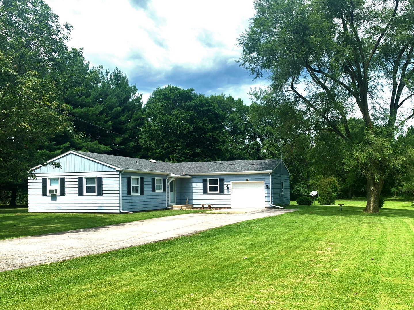 3460 Whitetie Road Morris, IL 60450 - Photo 2 of 49