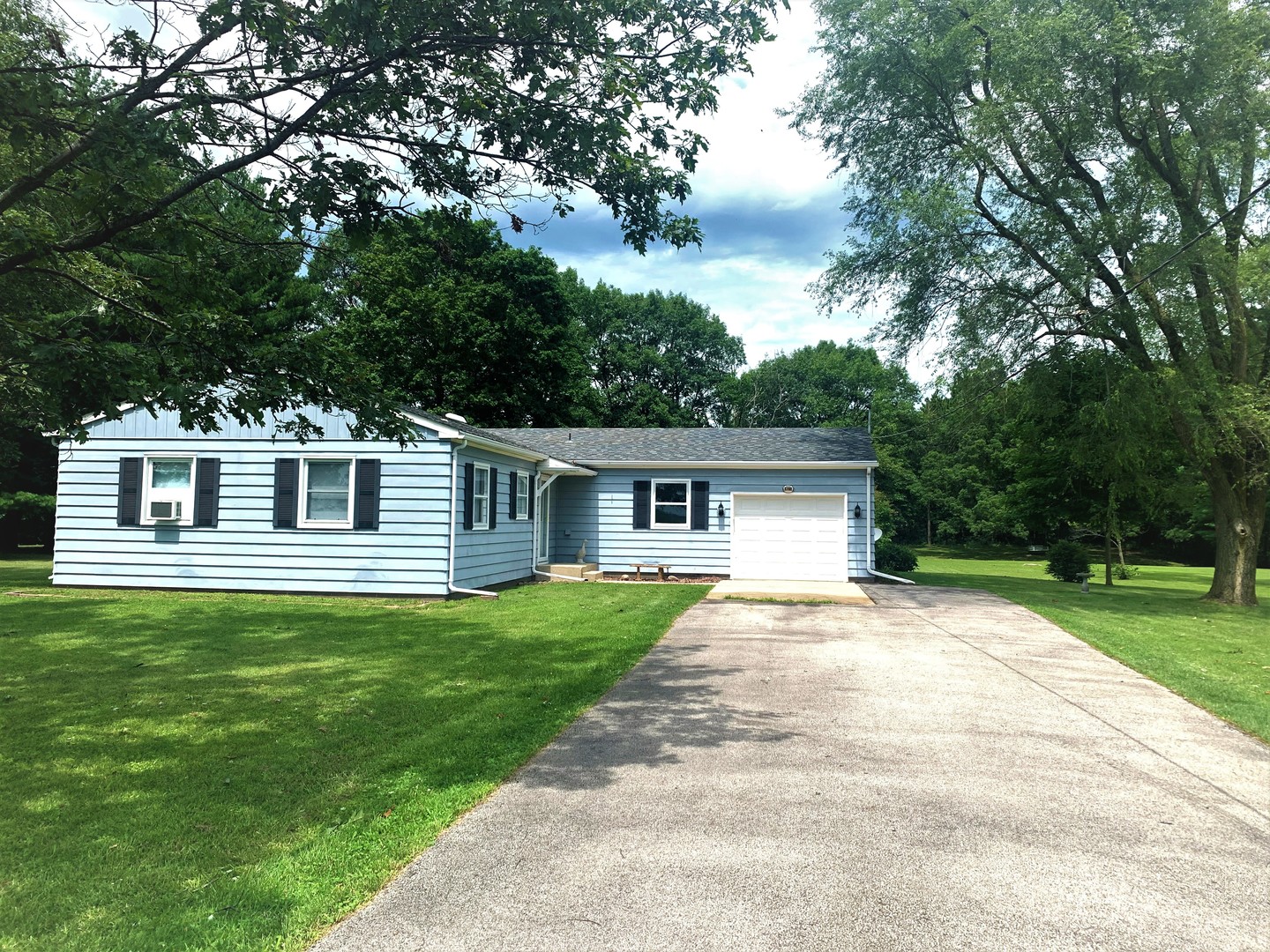 3460 Whitetie Road Morris, IL 60450 - Photo 3 of 49