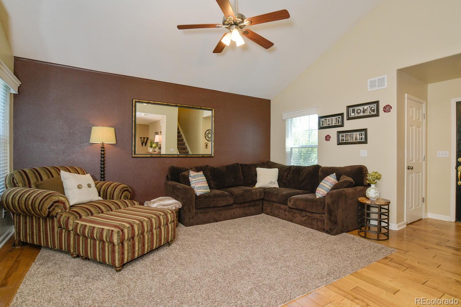 9875 Saybrook Street Highlands Ranch, CO 80126 - Photo 6 of 27 Gallery Image 6
