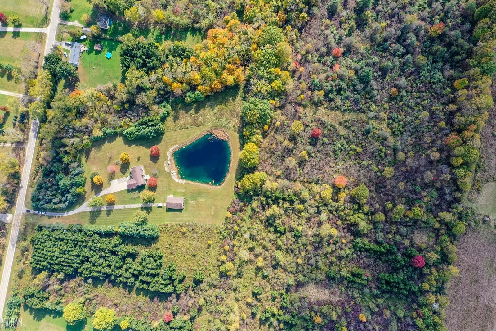 4629 North Lake Road Columbiaville, MI 48421 - Photo 12 of 44 Gallery Image 12