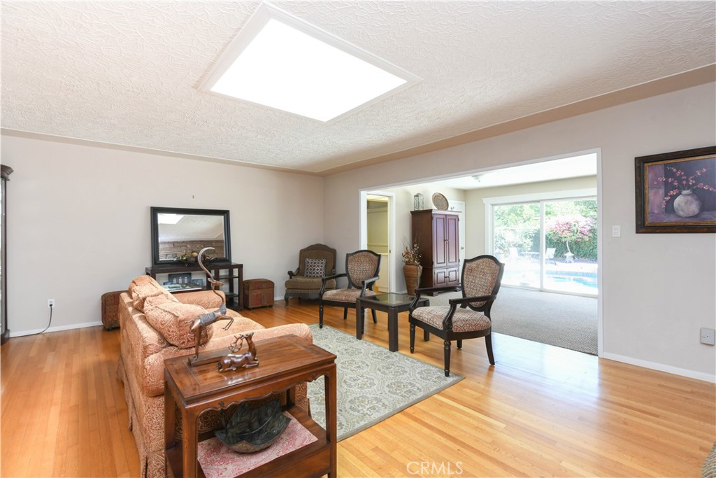 5382 Brighton Drive Riverside, CA 92504 - Photo 5 of 31 View to family room from living room