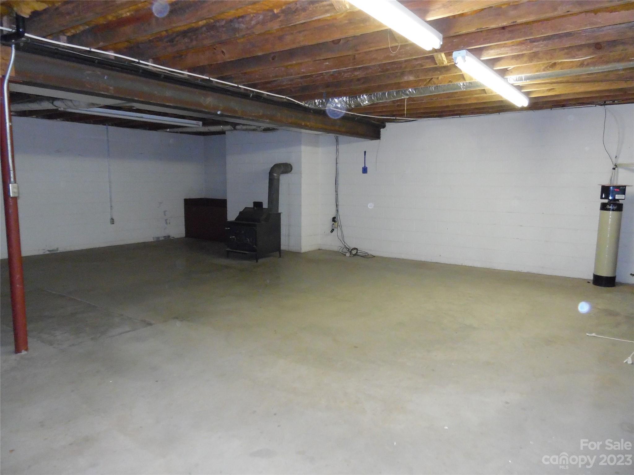 7728 Monbo Road Catawba, NC 28609 - Photo 36 of 39 a view of an empty room