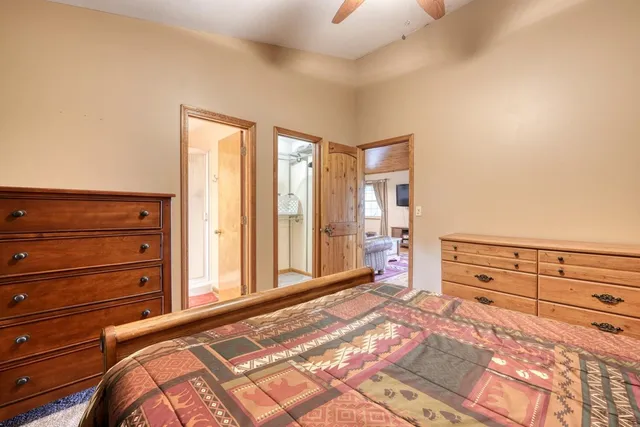 $1,900 | 586 Sun Valley Drive, Mineral Bluff, GA 30559