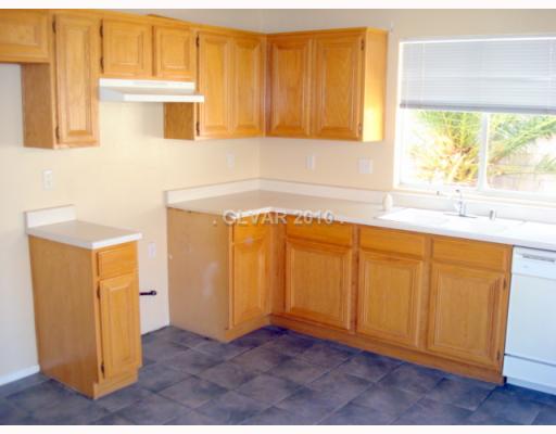 9625 Crystal Ridge Road Las Vegas, NV 89123 - Photo 2 of 6 Kitchen.