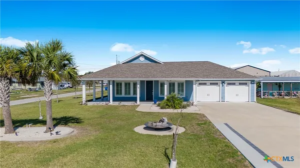 $699,900 | 720 Main Street, Port O'Connor, TX 77982