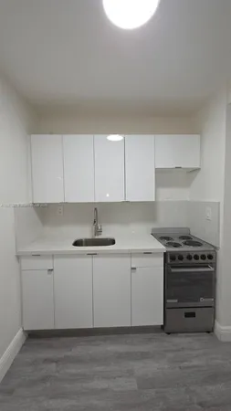 $1,400 | 855 Northwest 3rd Terrace, Unit 6, Dania Beach, FL 33004