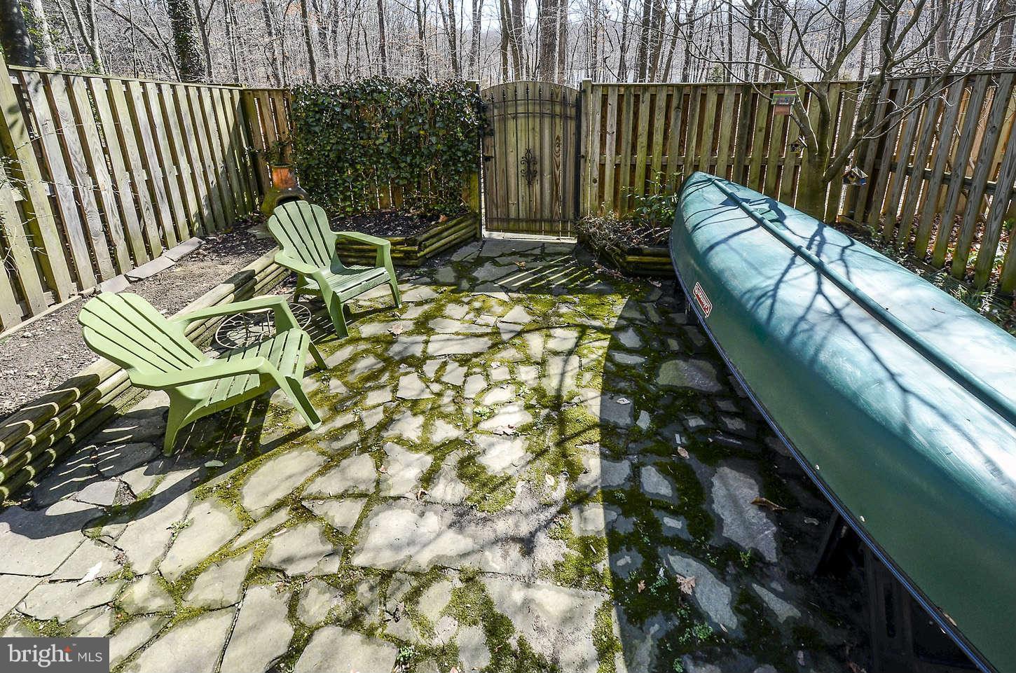 9127 Galbreth Court Springfield, VA 22153 - Photo 28 of 30 Exterior (Rear)