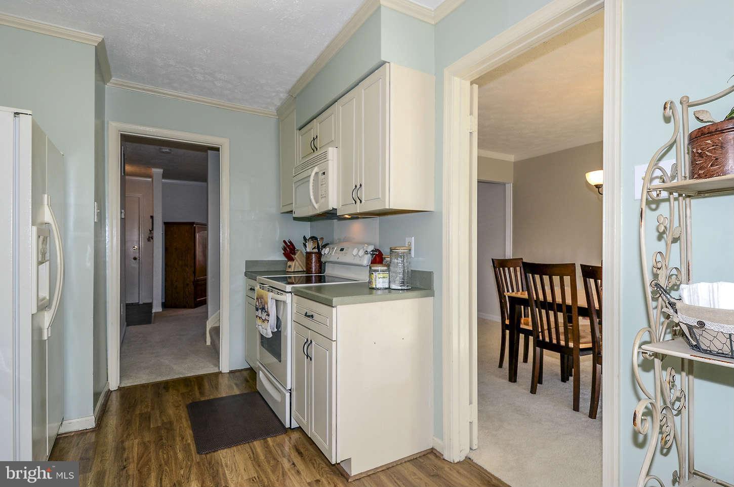 9127 Galbreth Court Springfield, VA 22153 - Photo 8 of 30 Kitchen