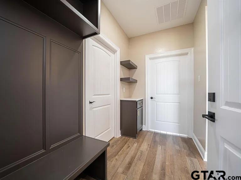 404 Small Oaks Road Kilgore, TX 75662 - Photo 24 of 34