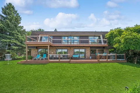 $1,650,000 | 2036 Valley Lo Lane, Glenview, IL 60025