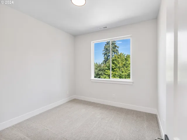 $637,500 | 16911 Southeast Siri Loop, Damascus, OR 97089