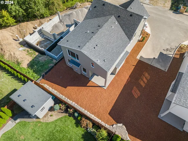 $637,500 | 16911 Southeast Siri Loop, Damascus, OR 97089