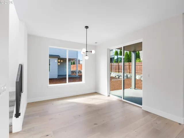 $637,500 | 16911 Southeast Siri Loop, Damascus, OR 97089