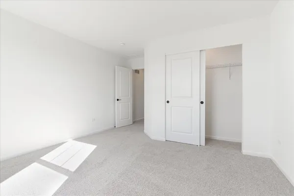 $649,990 | 641 Henry Lane, Oswego, IL 60543