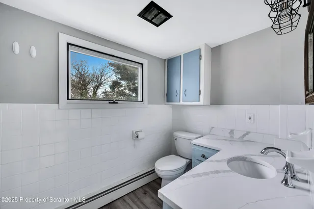 $1,295 | 196-198 Chamberlain Street, Unit 198, Wilkes Barre, PA 18705