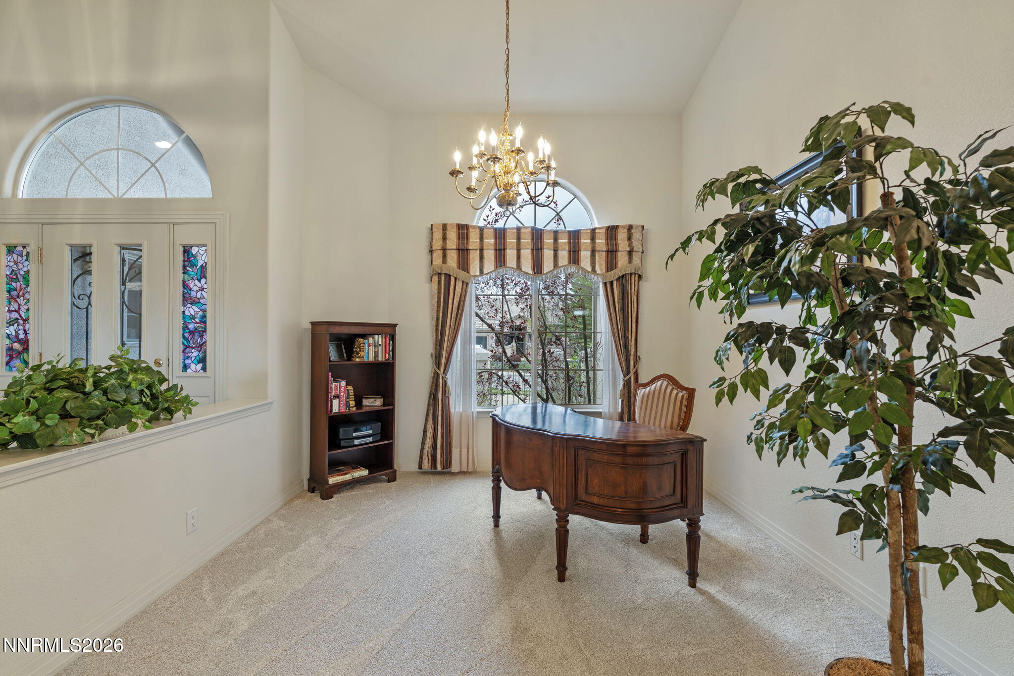 2741 Sunline Drive Reno, NV 89523 - Photo 11 of 47 a view of a livingroom with furniture and a potted plant