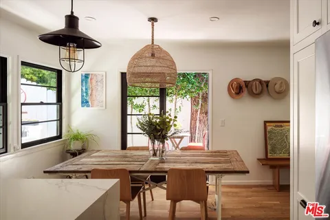 $1,549,000 | 8421 Kirkwood Drive, Los Angeles, CA 90046