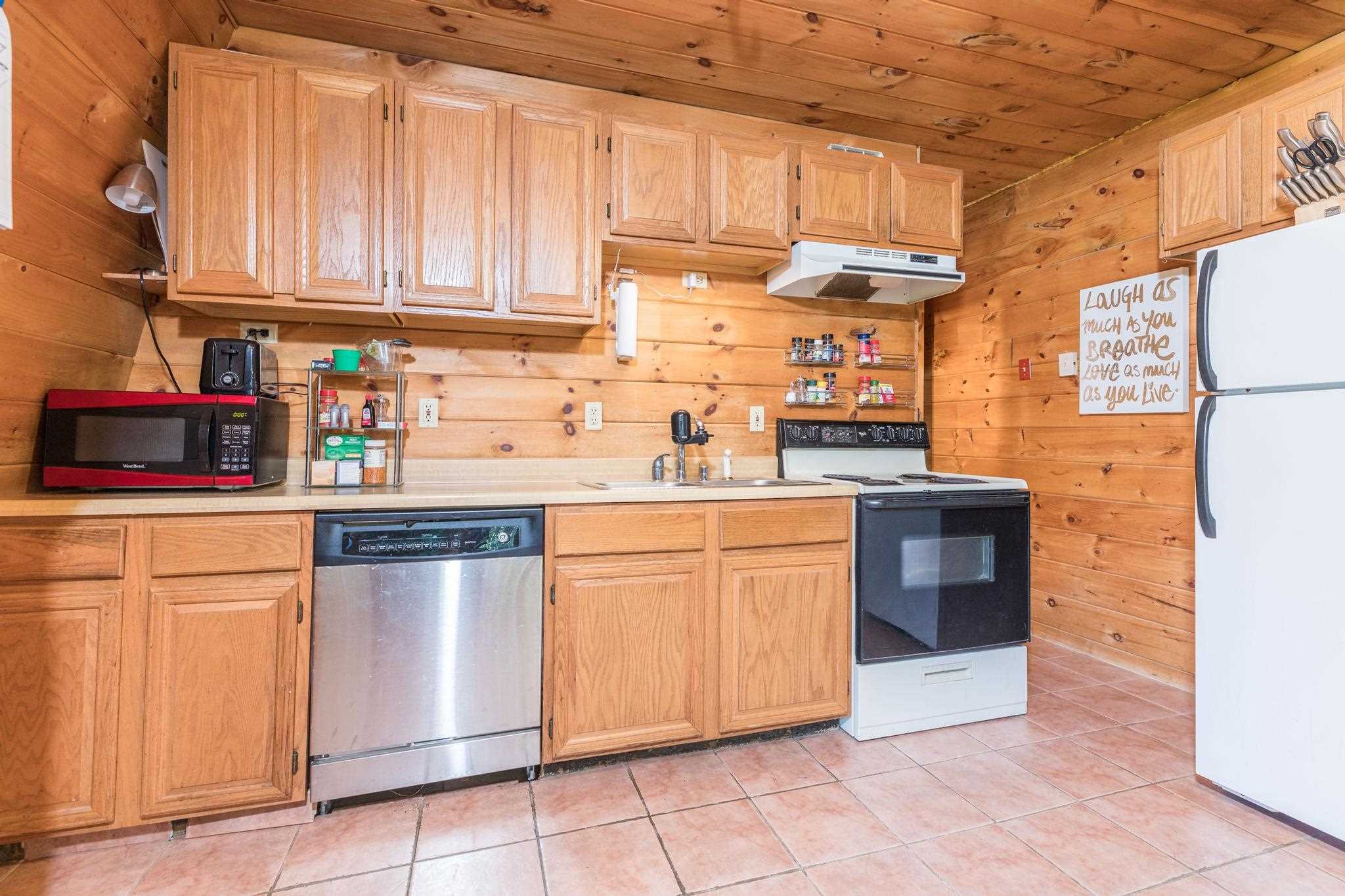 55 Sampson Road Rochester, NH 03867 - Photo 9 of 28
