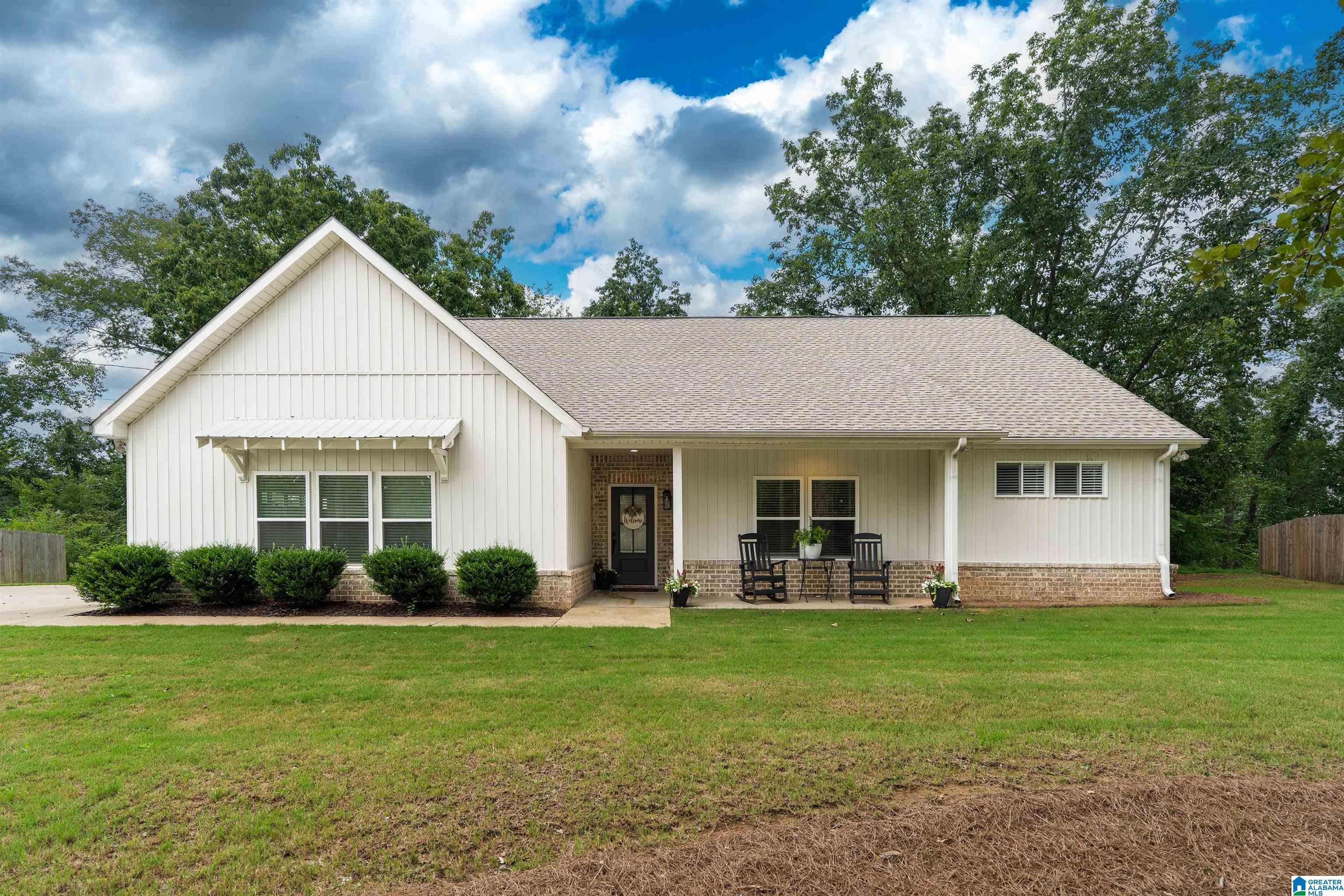 6526 Mountain Ridge Road Trussville, AL 35173 - Photo 1 of 25 Gallery Image 1