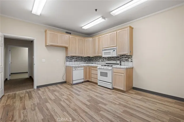 $1,349,000 | 3150 Propeller Drive, Unit B & C, Paso Robles, CA 93446