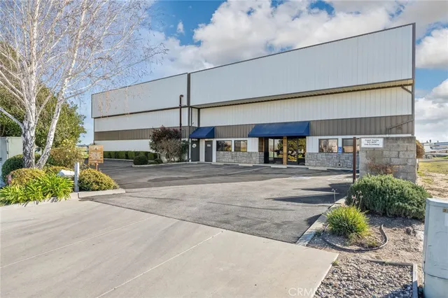 $1,349,000 | 3150 Propeller Drive, Unit B & C, Paso Robles, CA 93446