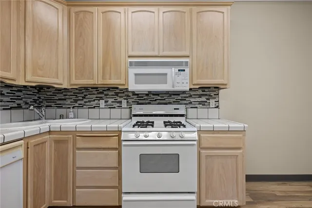 $1,349,000 | 3150 Propeller Drive, Unit B & C, Paso Robles, CA 93446