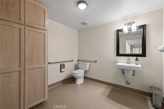 $1,349,000 | 3150 Propeller Drive, Unit B & C, Paso Robles, CA 93446