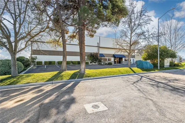 $1,349,000 | 3150 Propeller Drive, Unit B & C, Paso Robles, CA 93446