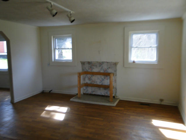 2114 Grey Ridge Road, Unit 1 Maryville, TN 37801 - Photo 5 of 16 DSC03794