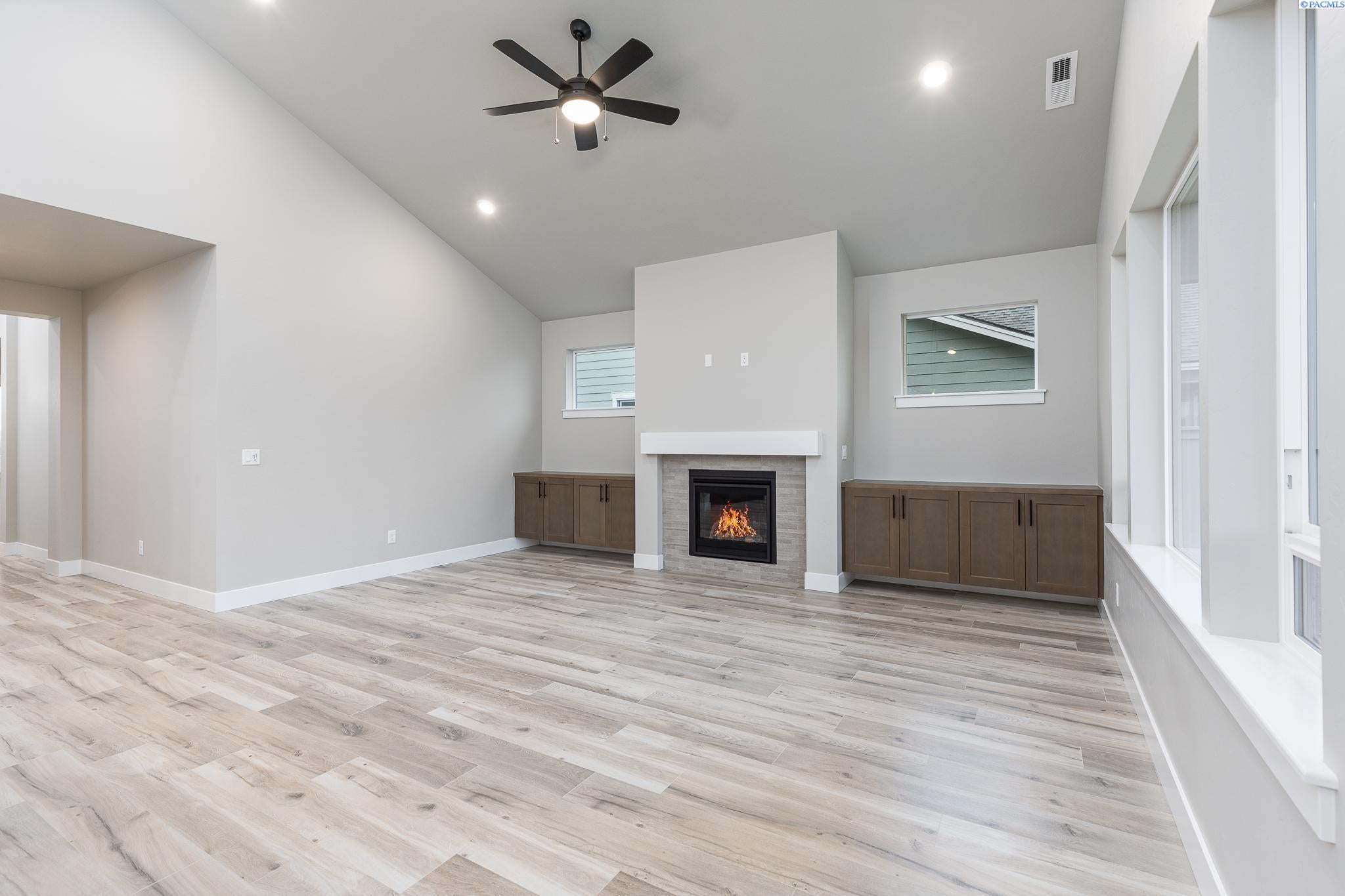 2716 Ketch Road Richland, WA 99354 - Photo 3 of 34 Gallery Image 3