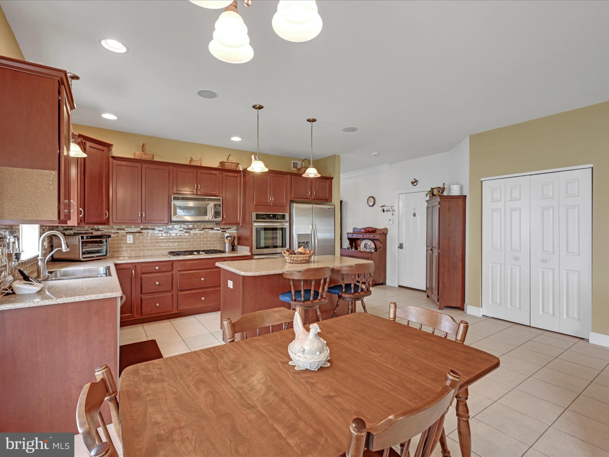 4 Pleasant Road Gordonville, PA 17529 - Photo 15 of 48 dining/kitchen