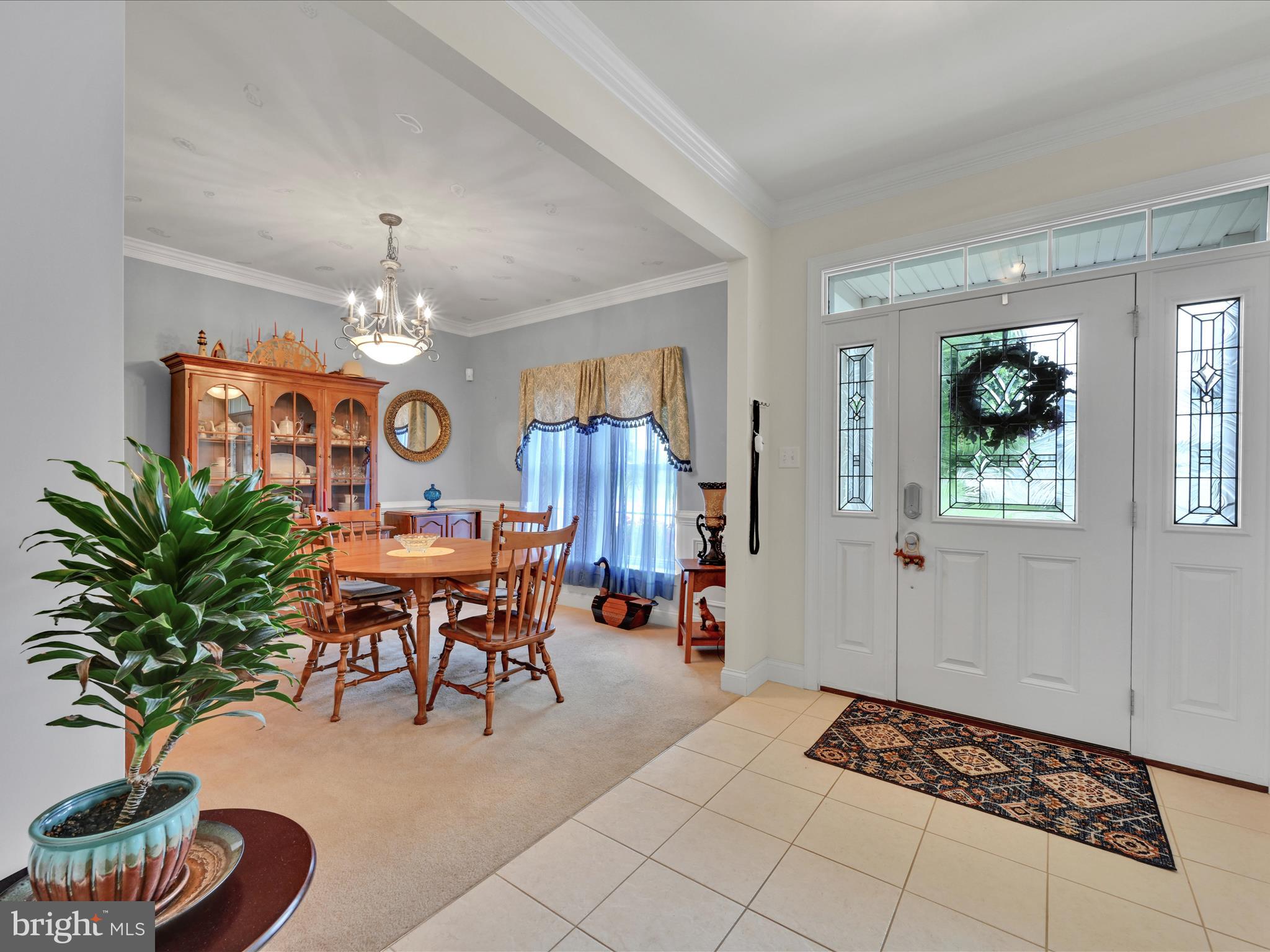 4 Pleasant Road Gordonville, PA 17529 - Photo 7 of 48 foyer/dining room