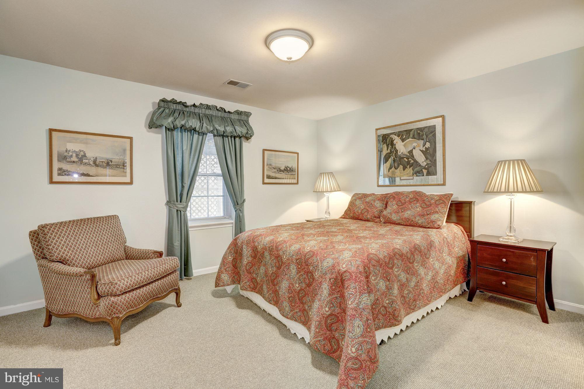 12912 Three Sisters Road Potomac, MD 20854 - Photo 26 of 30 Bedroom