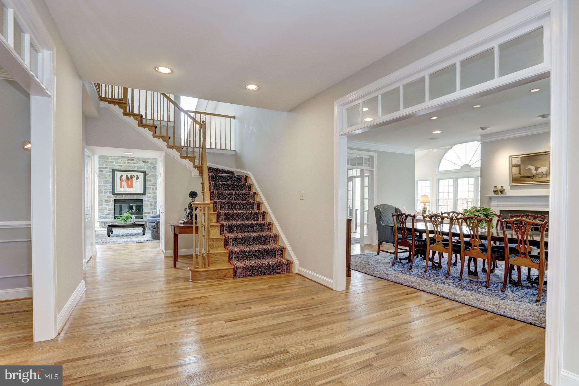 12912 Three Sisters Road Potomac, MD 20854 - Photo 5 of 30 Interior (General)