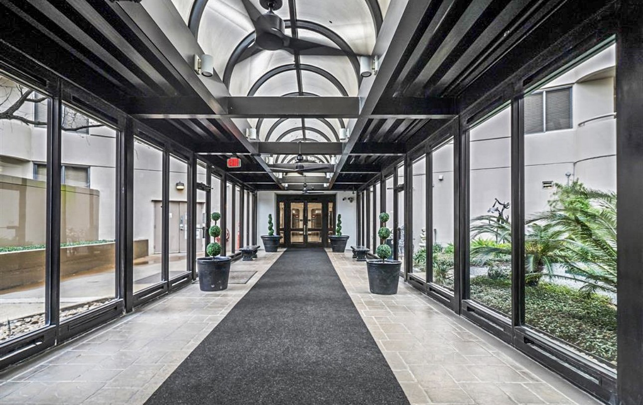 3525 Sage Road, Unit 1403 Houston, TX 77056 - Photo 41 of 47