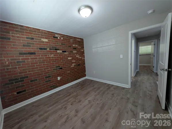 $1,590 | 1215 Green Oaks Lane, Unit F, Charlotte, NC 28205