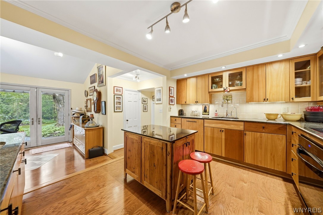 55 Meadowbrook Road Amherst, NY 14221 - Photo 6 of 37