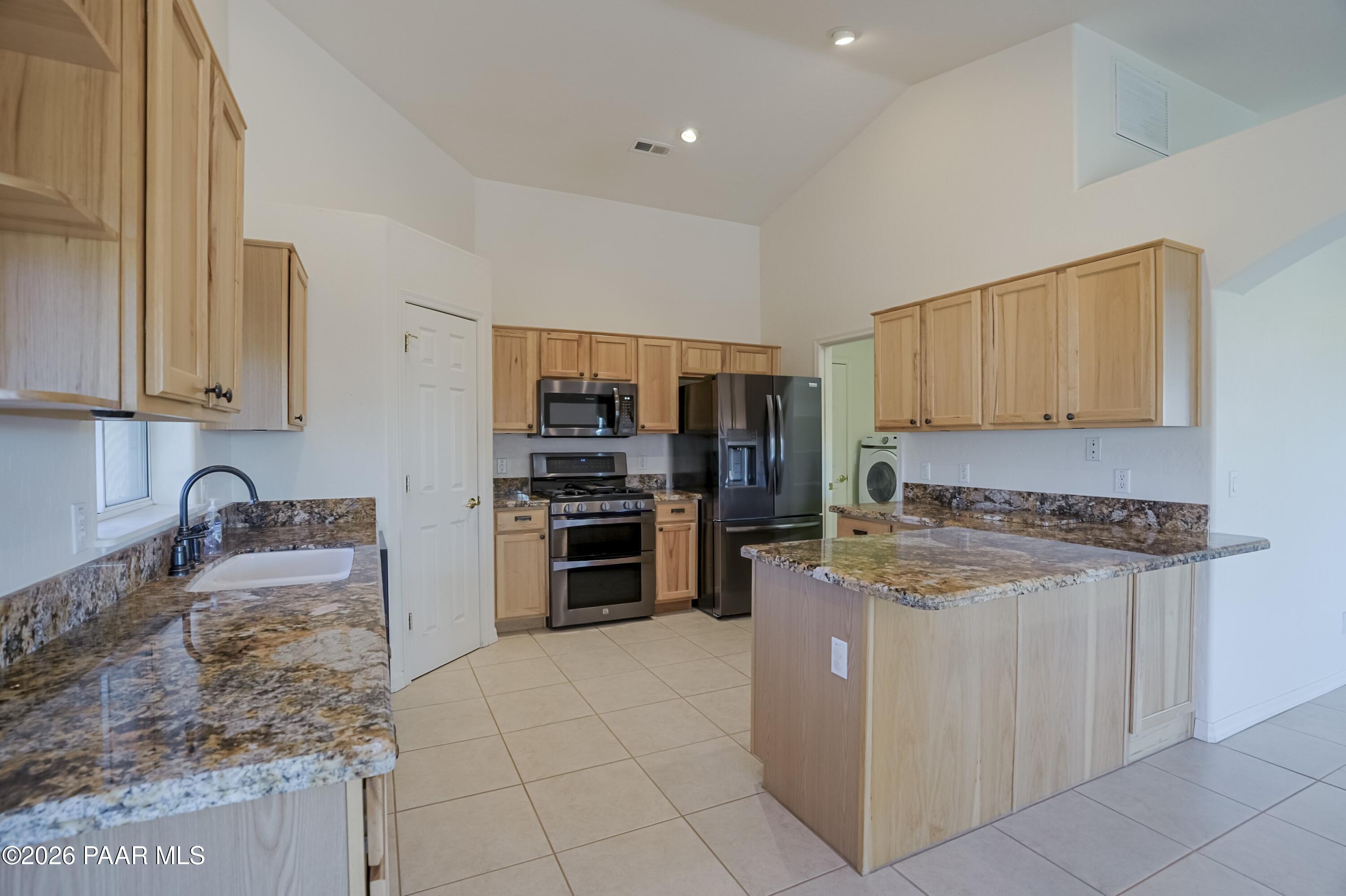 831 Peppermint Way Prescott, AZ 86305 - Photo 5 of 41 Granite Counters