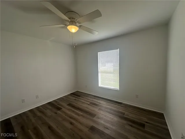 $1,975 | 3929 Northwest 42nd Avenue, Cape Coral, FL 33993